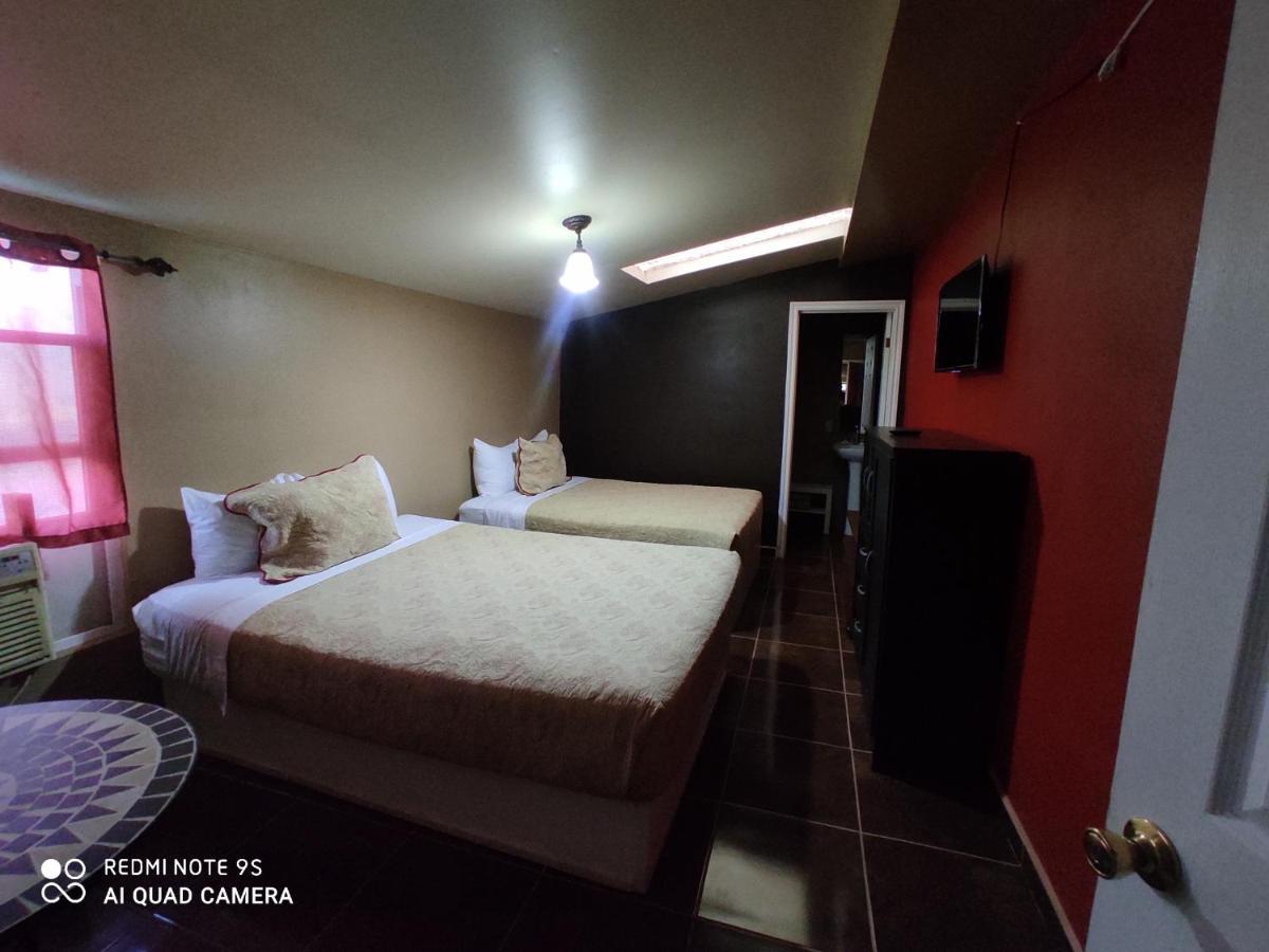 La Vid Posada Inn บาเย เด กัวลาลูเป ภายนอก รูปภาพ