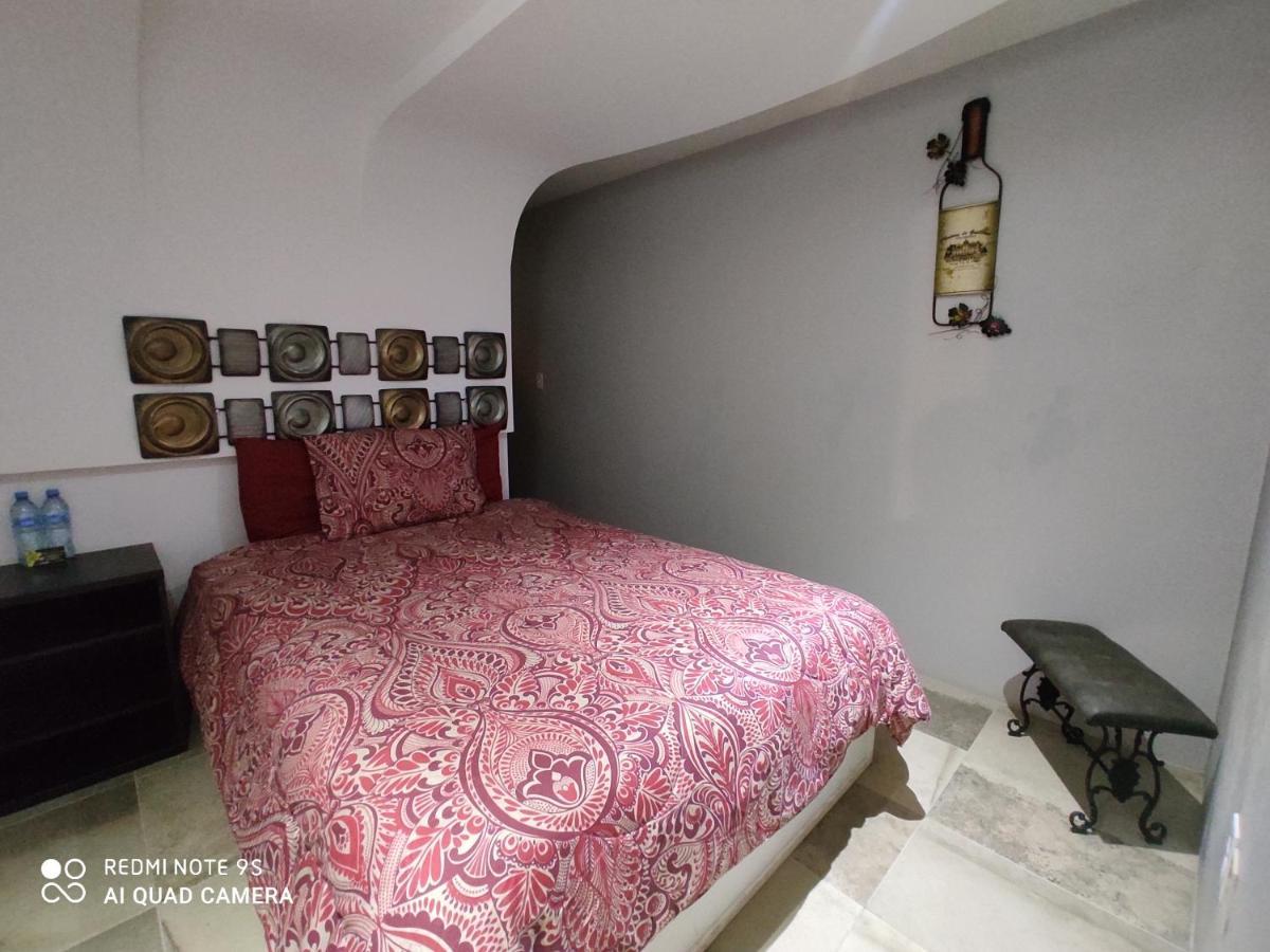 La Vid Posada Inn บาเย เด กัวลาลูเป ภายนอก รูปภาพ